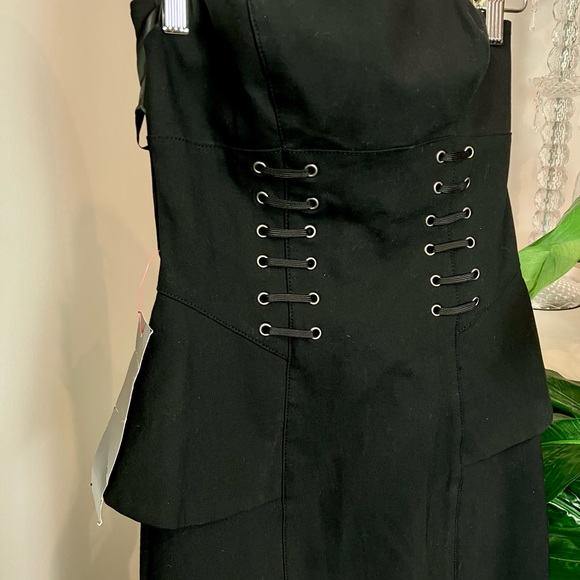 NWT 【NEW】Bebe dress black with detail - Picture 3 of 5